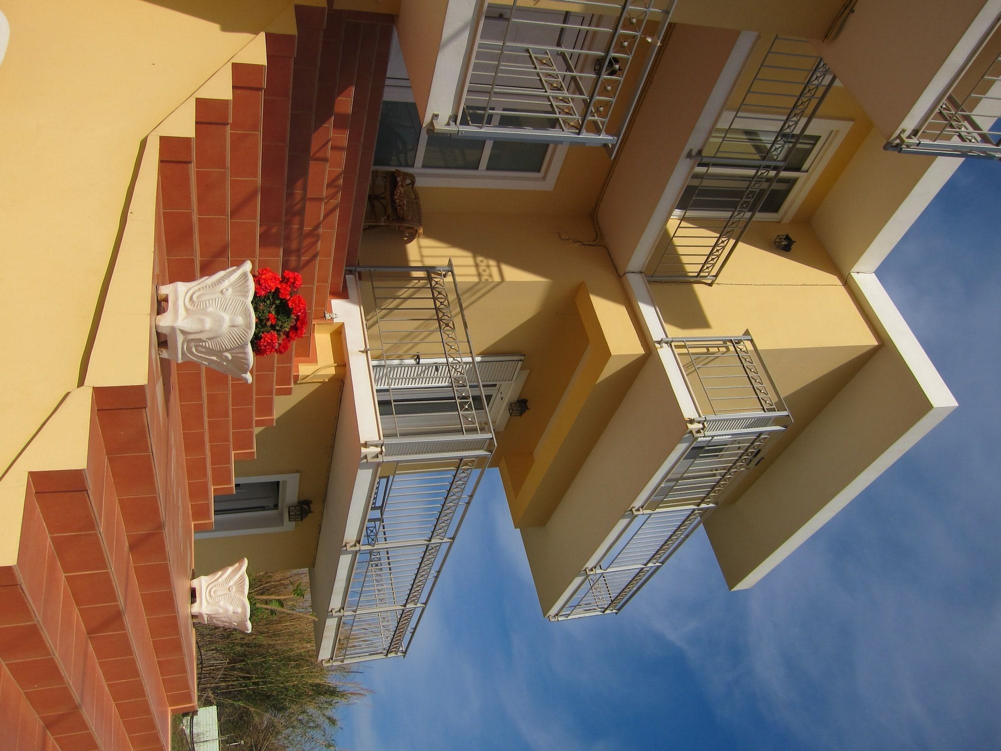 Baladinos Apartments Йеранион Экстерьер фото