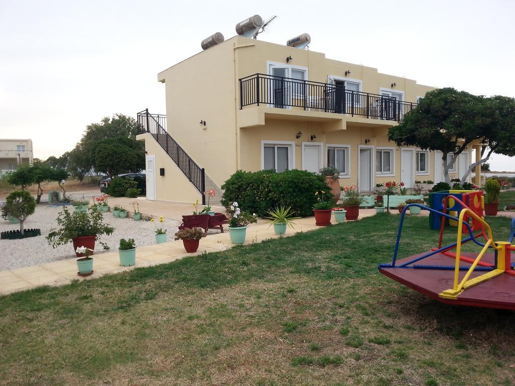 Baladinos Apartments Йеранион Экстерьер фото
