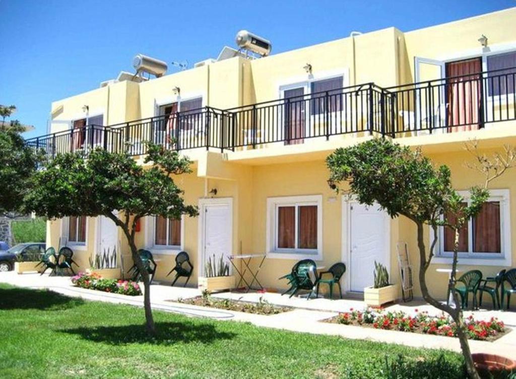 Baladinos Apartments Йеранион Экстерьер фото