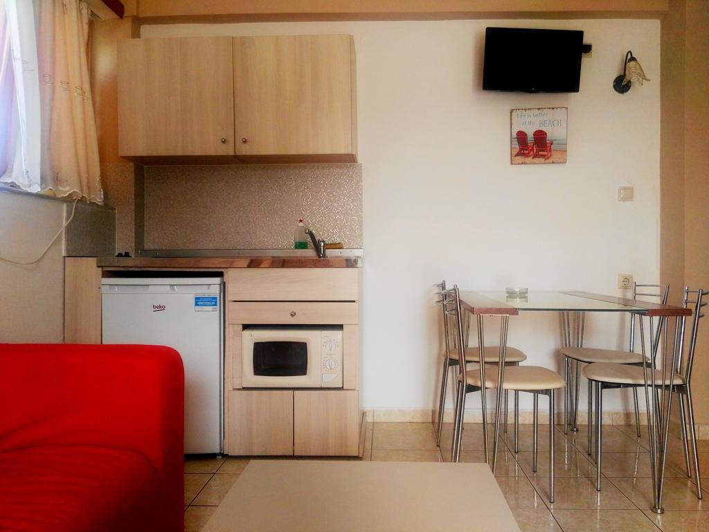 Baladinos Apartments Йеранион Экстерьер фото